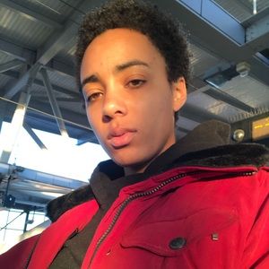 Meet your Posher, Whitney